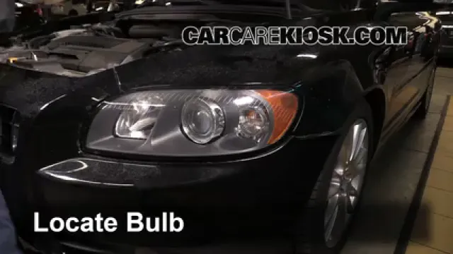 2008 Volvo C70 T5 2.5L 5 Cyl. Turbo Éclairage Feu clignotant avant (remplacer l'ampoule)